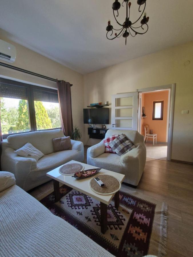 House 11 Apartment Niksic ภายนอก รูปภาพ